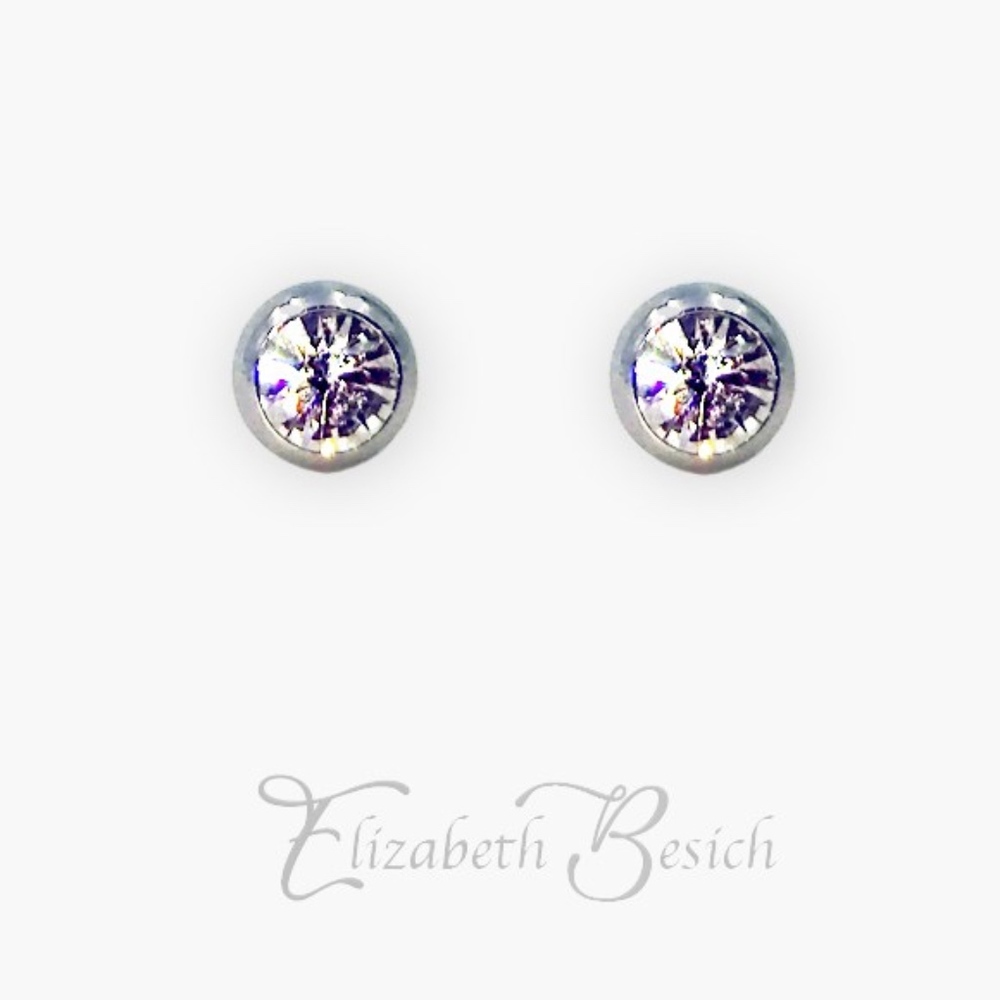 Elegant Round Pendant Earrings